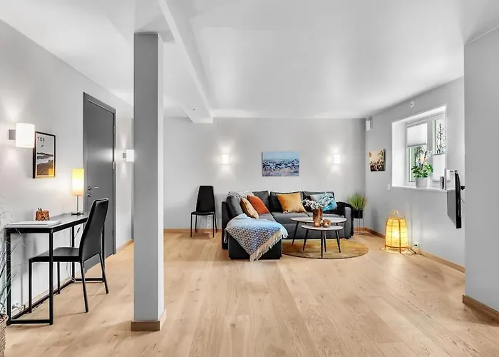Modern Easy-living In Neighborhood Apartamento